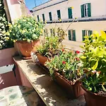 When In Rome Accommodation Guest House